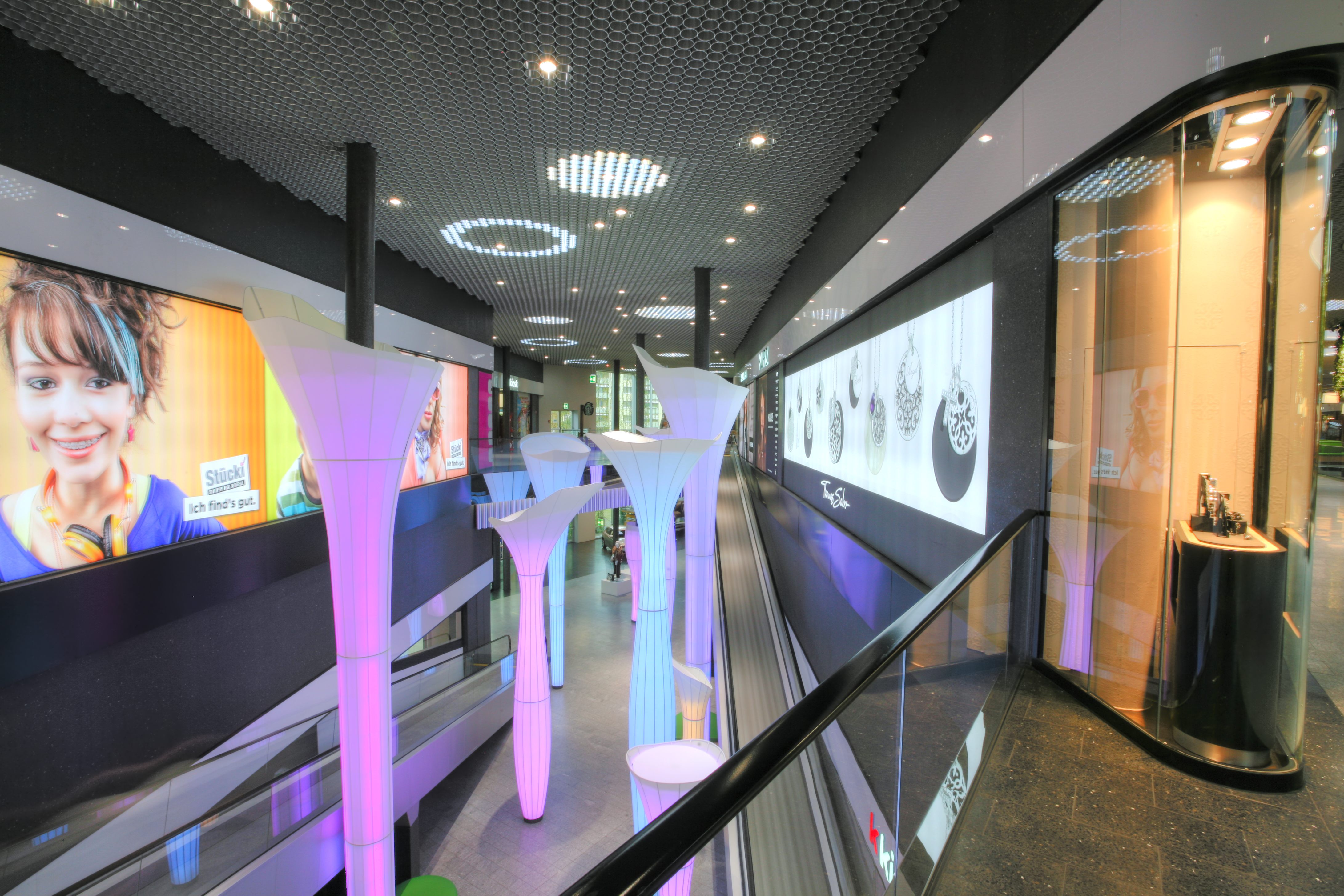 Peters Leuchten Leuchten Stücki Shopping - Basel