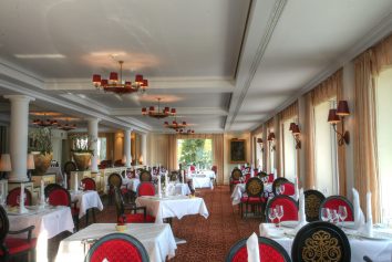 Schloss Fuschl - Hof bei Salzburg