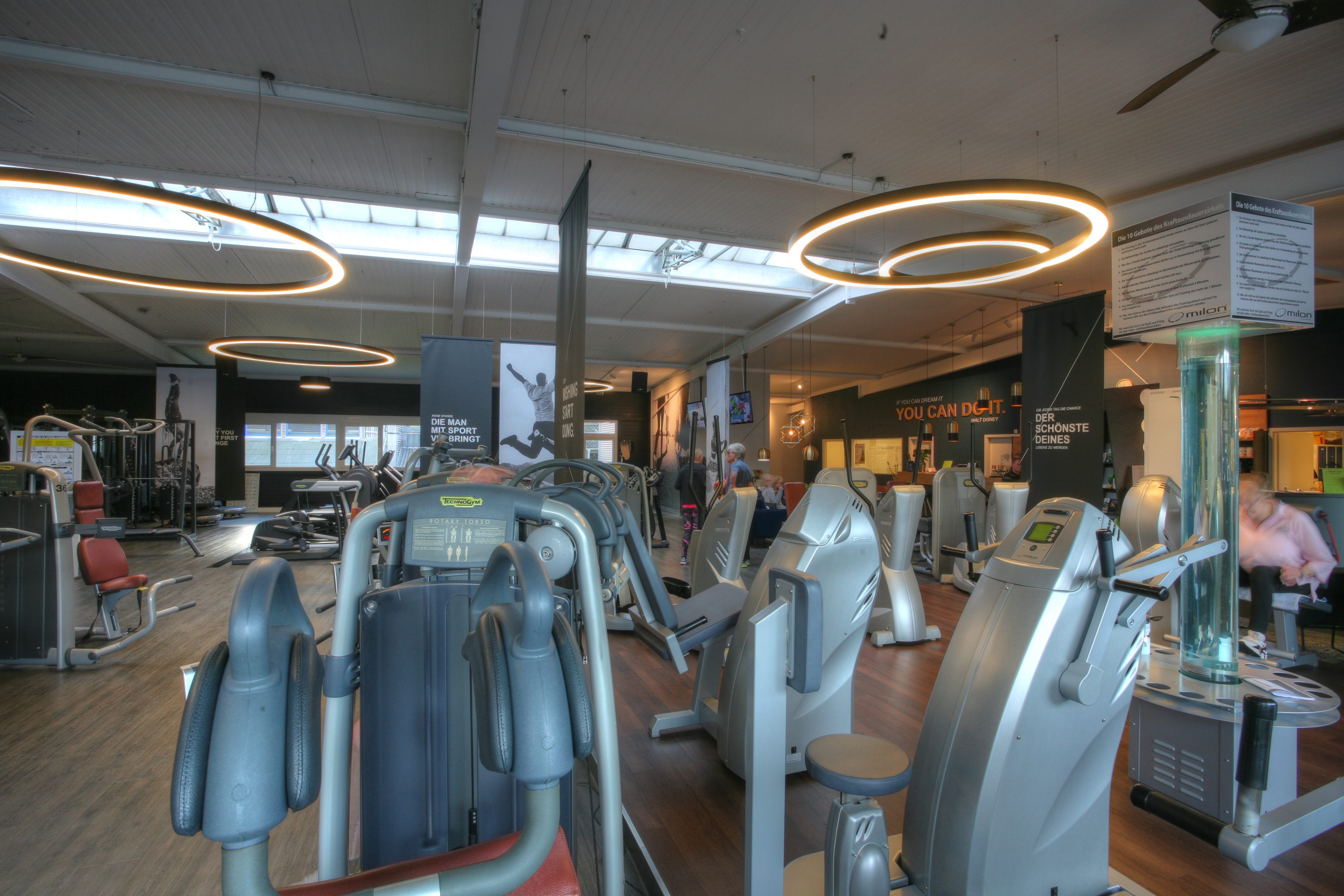 Peters Leuchten Referenz Orbis